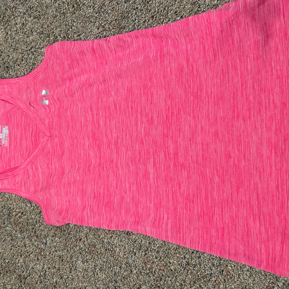 Women’s under armor tank top